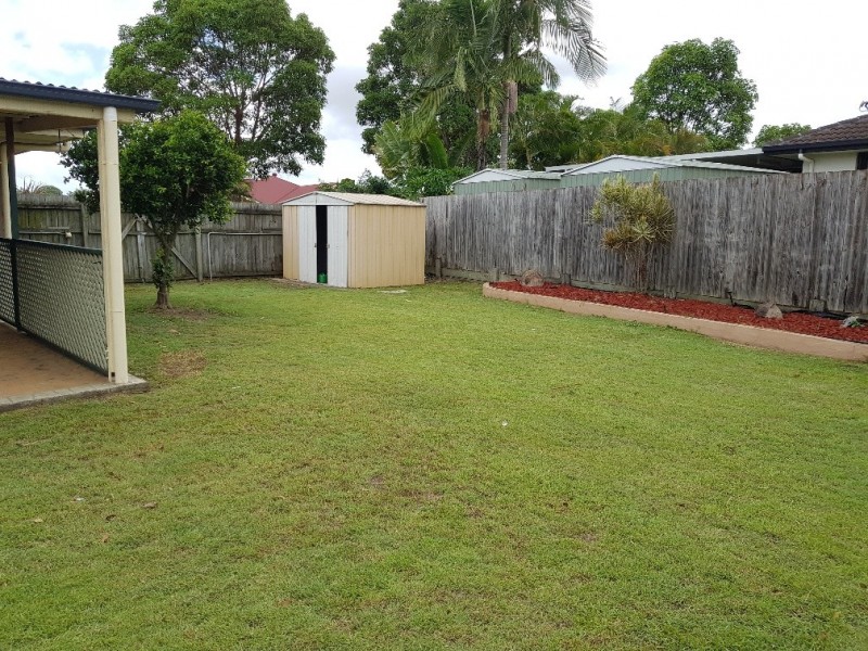 15 Wimbledon Drive, Morayfield QLD 4506