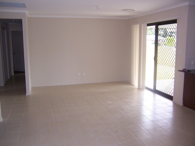 1 Maree Court (Cnr Belleden Dr), Bellmere QLD 4510