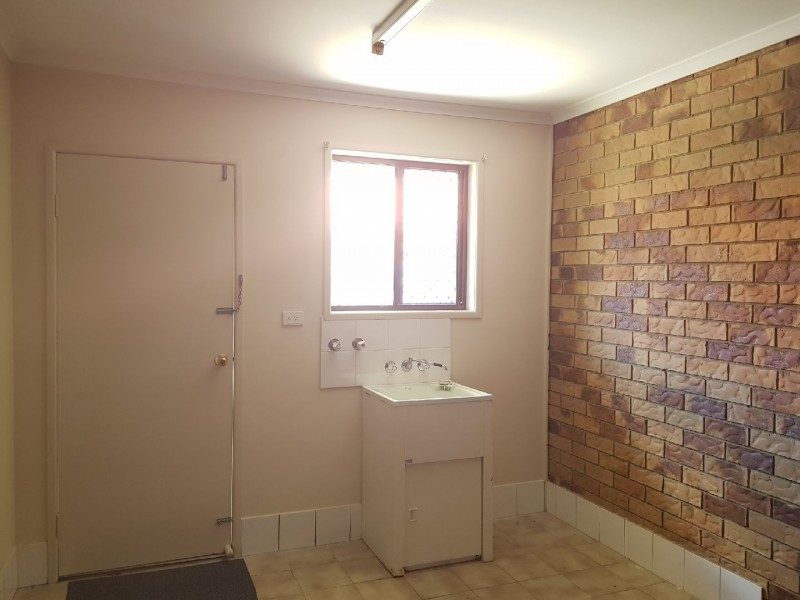 1/18 Neil Street, Caboolture QLD 4510