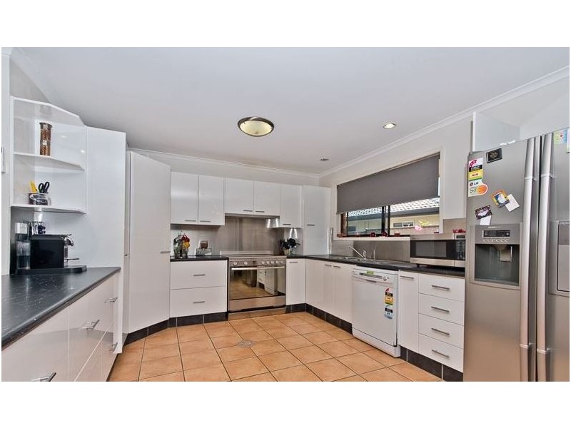 27 Rebecca Street, Burpengary QLD 4505