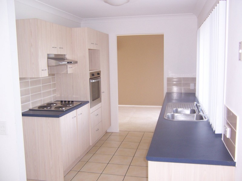 3 Christopher Place, Morayfield QLD 4506