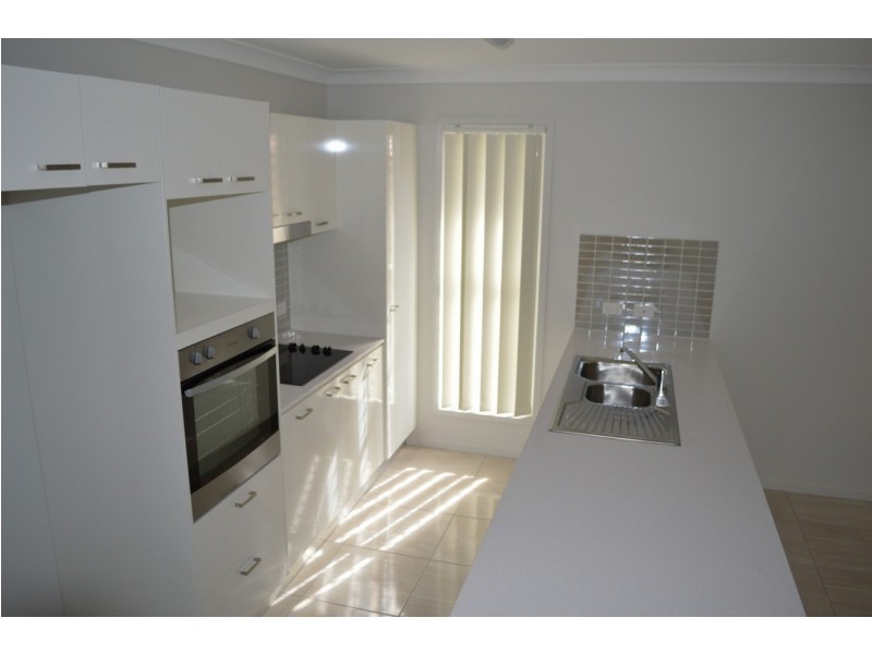 13 Nelson Court, Morayfield QLD 4506