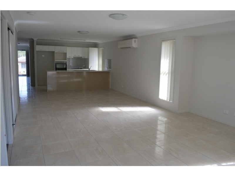 13 Nelson Court, Morayfield QLD 4506