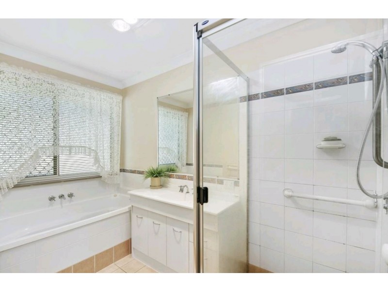 18 Townsville Crescent, Deception Bay QLD 4508