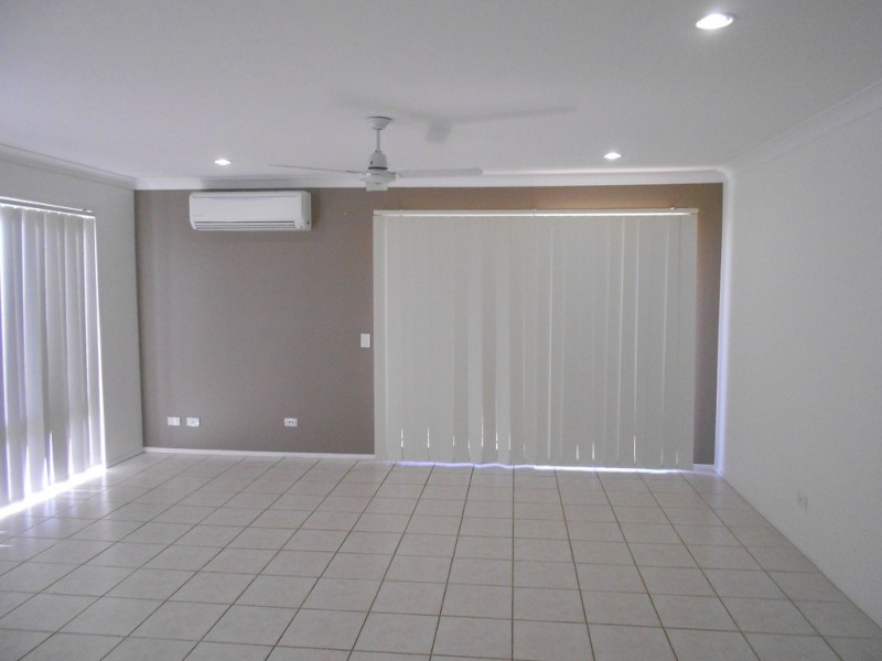 15 Pitkin Avenue, Bellmere QLD 4510