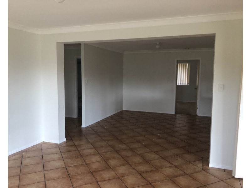 18 Tamborine Place, Narangba QLD 4504