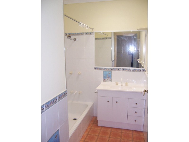 99 Ningi Esplanade, Ningi QLD 4511