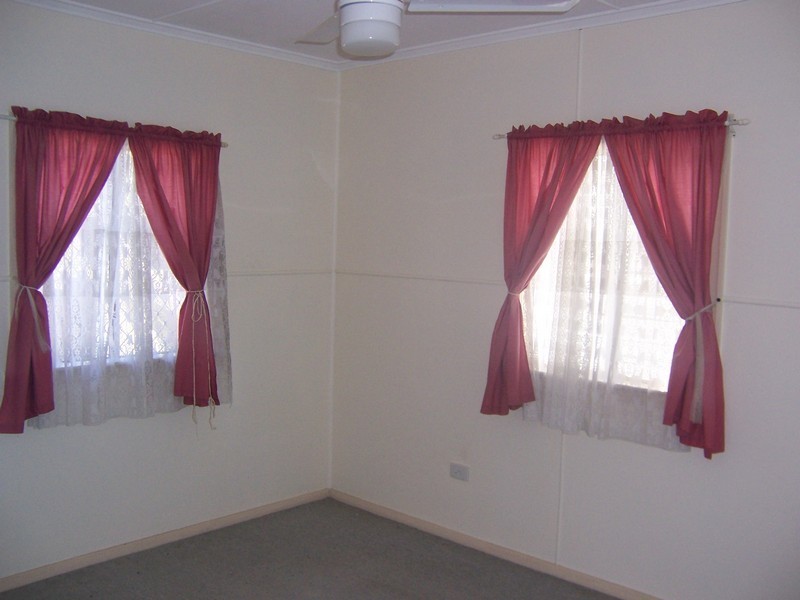 99 Ningi Esplanade, Ningi QLD 4511