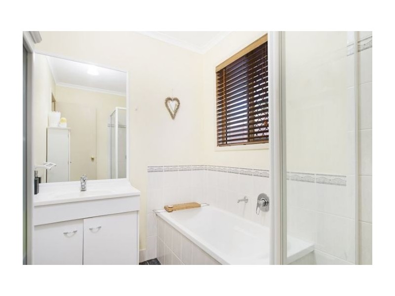 3 Nadine Place, Deception Bay QLD 4508