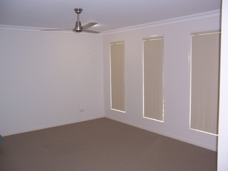 27 Lotus Avenue, Bellmere QLD 4510