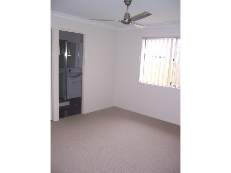 27 Lotus Avenue, Bellmere QLD 4510