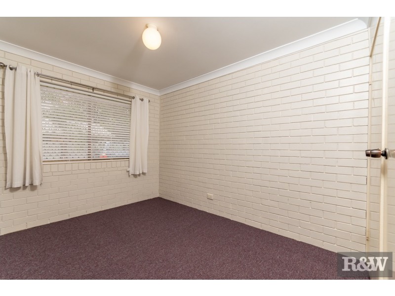 2/21 Manley Street, Caboolture QLD 4510