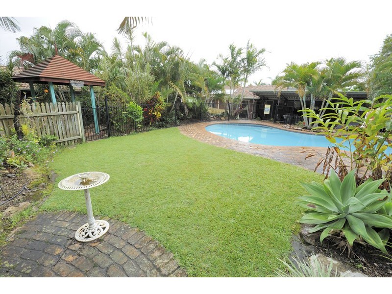 17 Emerson Drive, Morayfield QLD 4506