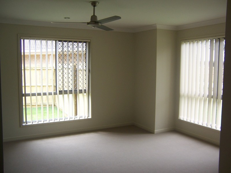 12 Feather Court, Morayfield QLD 4506