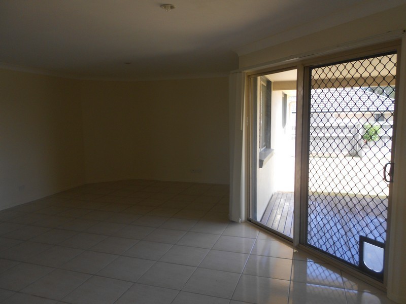 16 Leggett Street, Morayfield QLD 4506