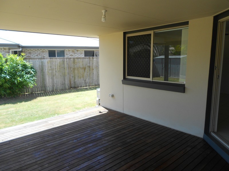 16 Leggett Street, Morayfield QLD 4506