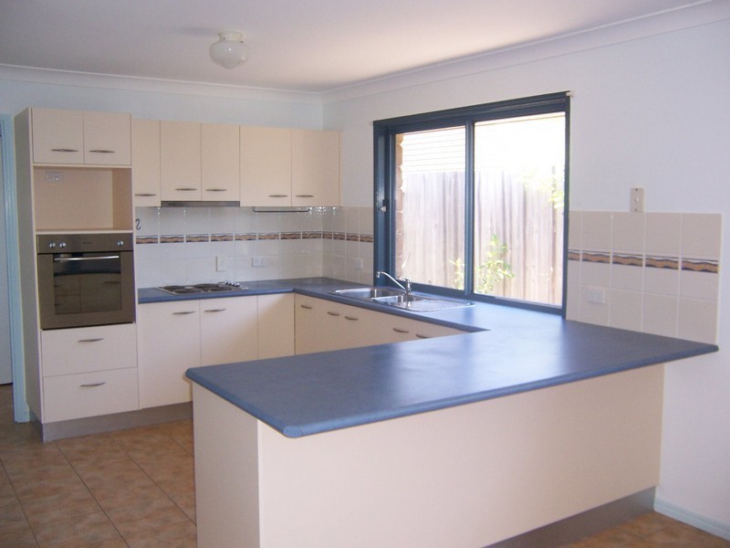 10 Monavale Court, Sandstone Point QLD 4511