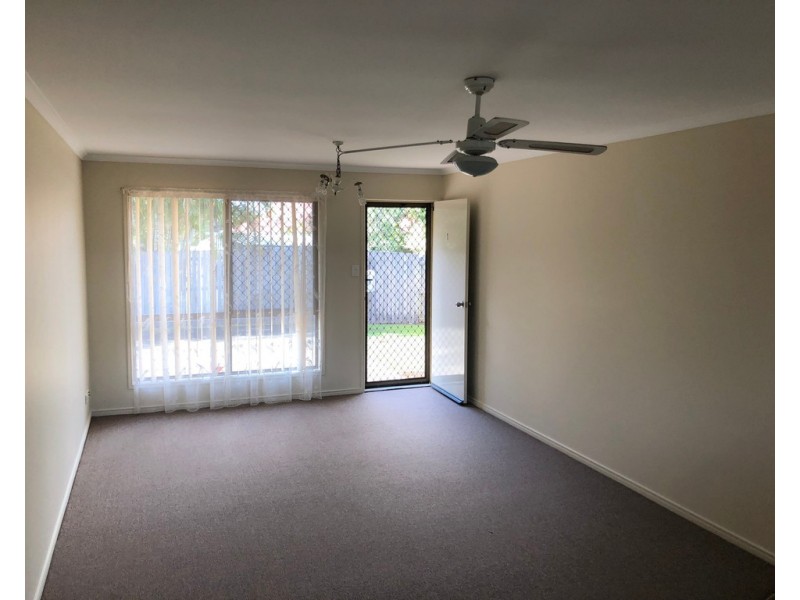 Unit 1/3 Hazelnut Drive, Caboolture QLD 4510