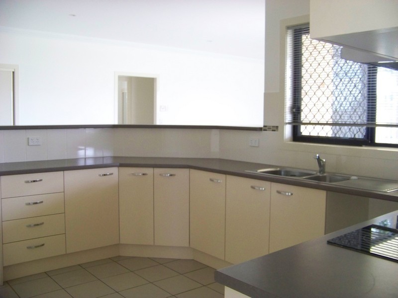 48 Michael Avenue, Morayfield QLD 4506