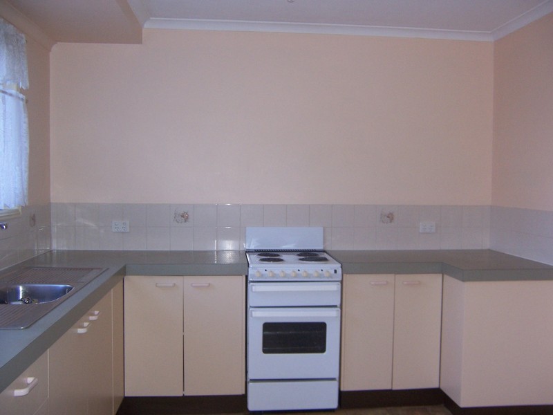 2/23  Manley Street, Caboolture QLD 4510