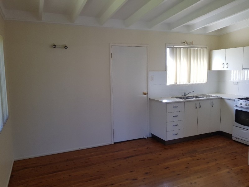 2 Kenneth Street, Morayfield QLD 4506