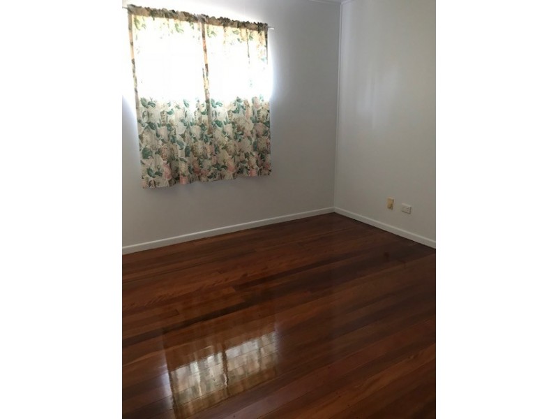 21 Railway Parade, Caboolture QLD 4510