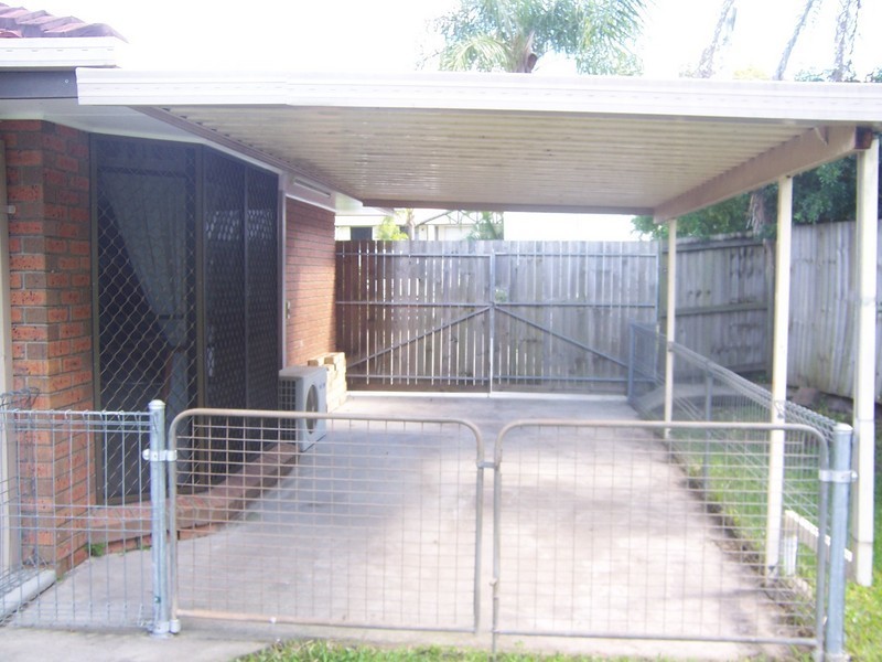 12 Fraser Place, Morayfield QLD 4506