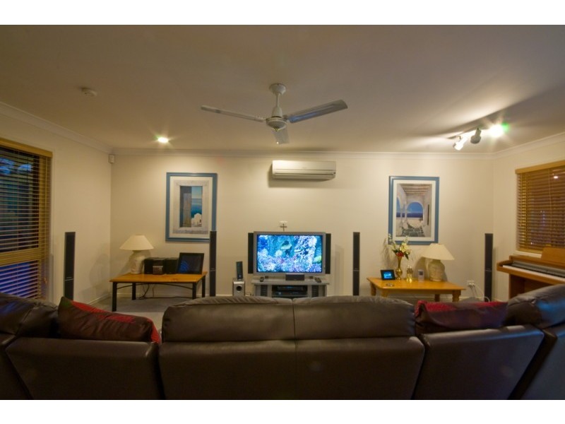 98 MacGinley Road, Upper Caboolture QLD 4510