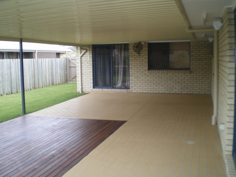 11 Hollywood Avenue, Bellmere QLD 4510