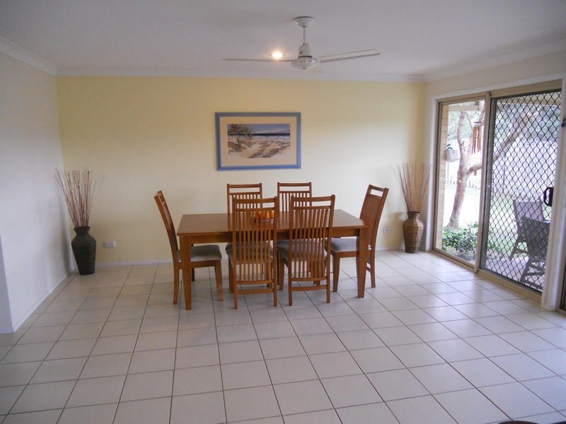 18 Christopher Place, Morayfield QLD 4506