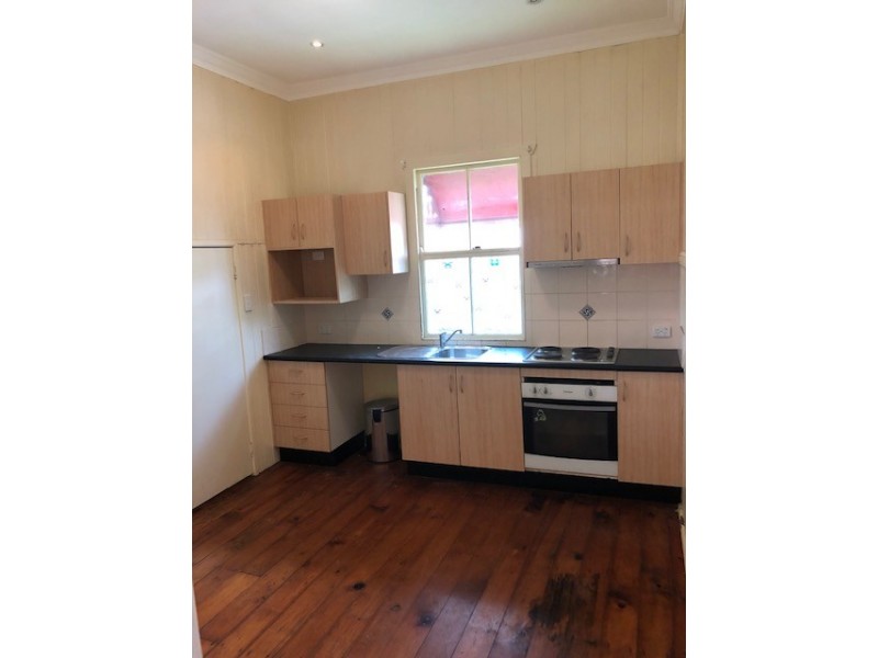 4 McPherson Street, Caboolture QLD 4510