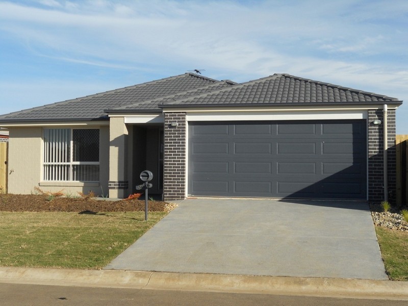 24 Piccadilly Street, Bellmere QLD 4510