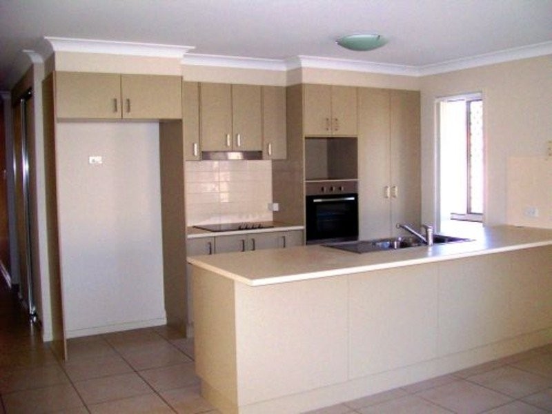 5 Newmarket Drive, Morayfield QLD 4506