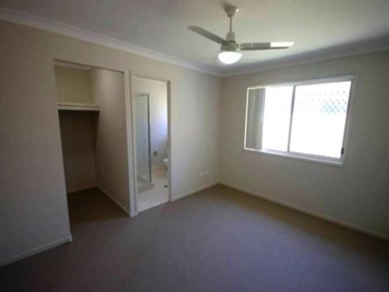 5 Newmarket Drive, Morayfield QLD 4506
