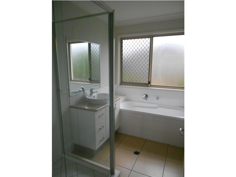 5  Grassdale Crescent, Morayfield QLD 4506