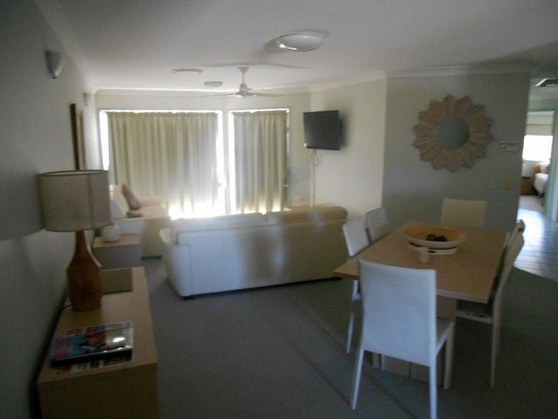 U 11/1-3 Links Court, Bribie Island QLD 4507