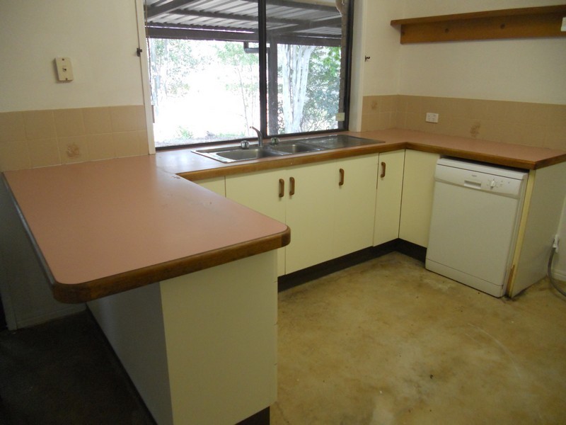 227 W Lindsay Road, Wamuran QLD 4512