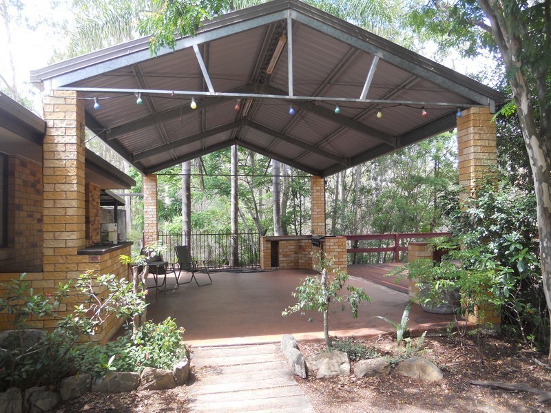 227 W Lindsay Road, Wamuran QLD 4512