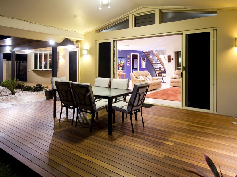 Sandstone Point QLD 4511