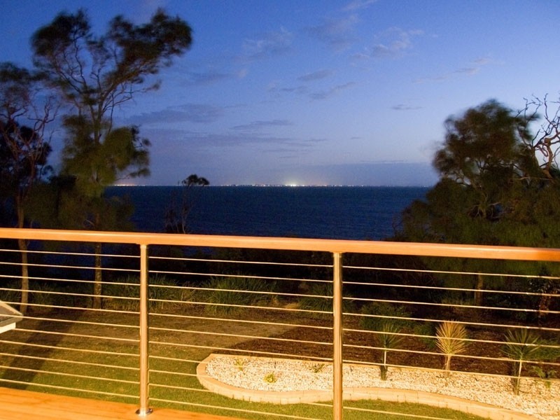 Sandstone Point QLD 4511