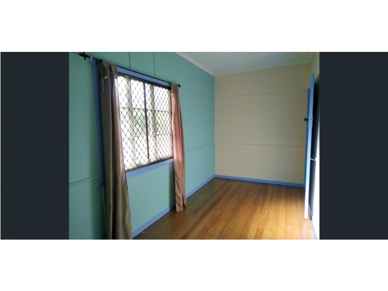 10 Simmons Street, Caboolture QLD 4510