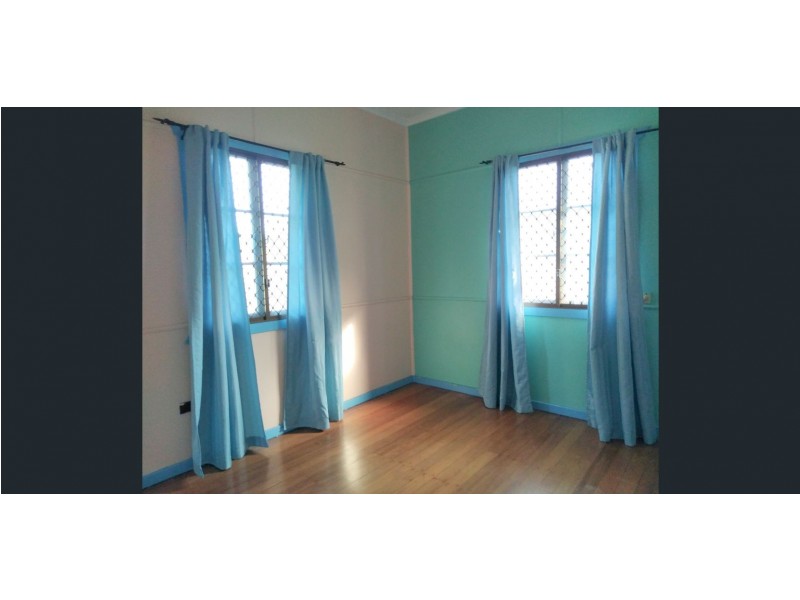 10 Simmons Street, Caboolture QLD 4510