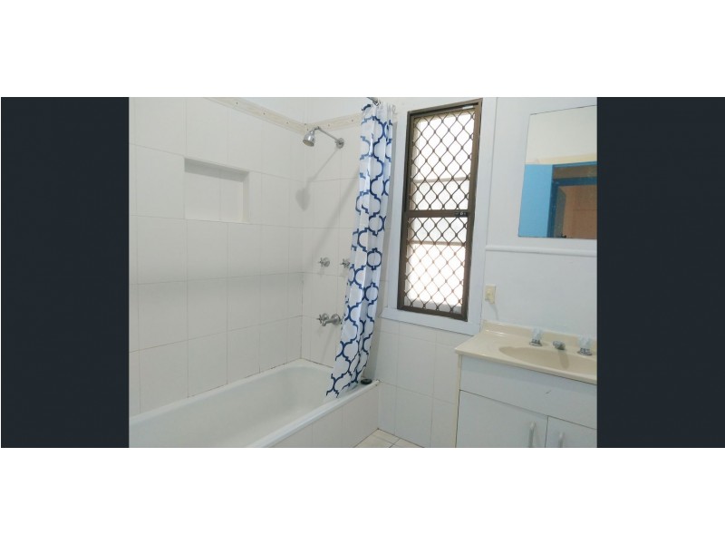 10 Simmons Street, Caboolture QLD 4510