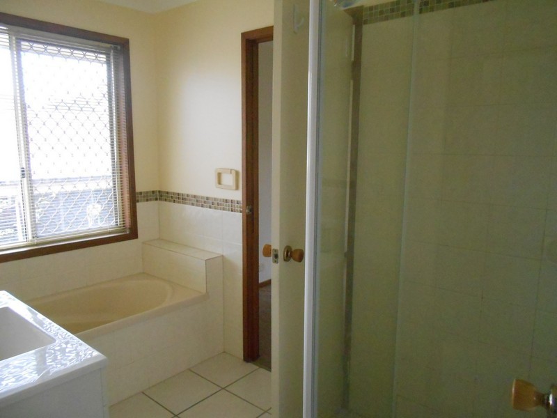 3 Gardenvale Road, Morayfield QLD 4506