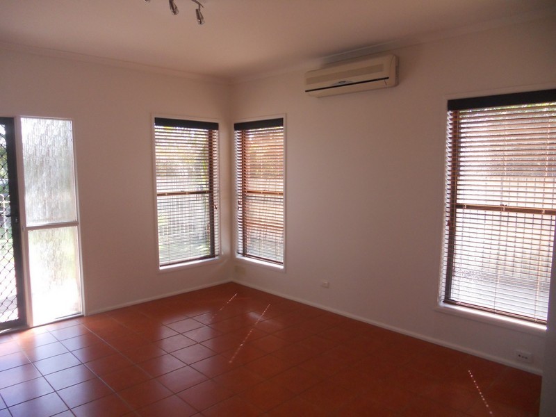 2/14 Jasmin Drive, Bongaree QLD 4507