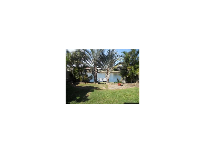 2/14 Jasmin Drive, Bongaree QLD 4507