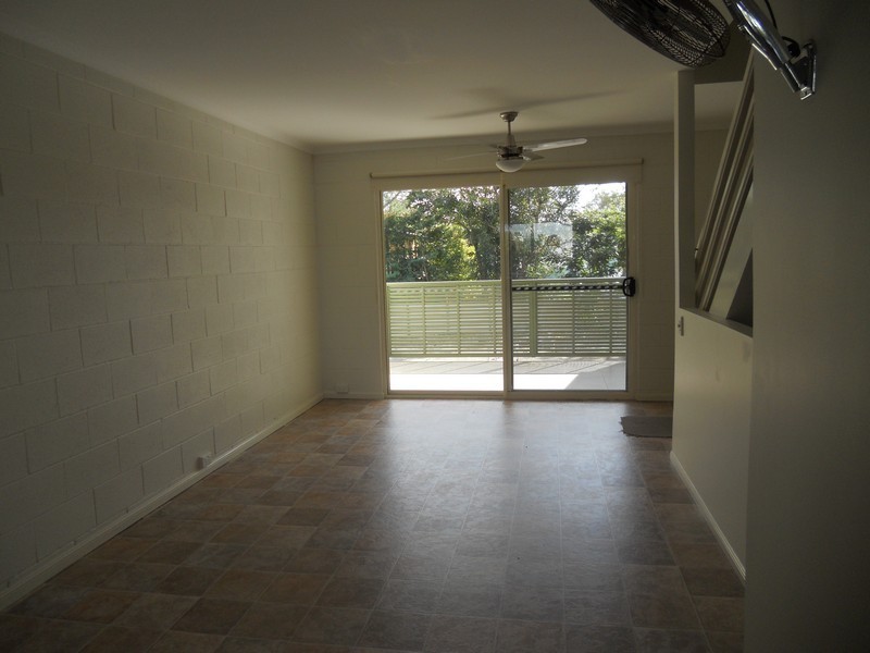 3/6 Railway Parade, Caboolture QLD 4510