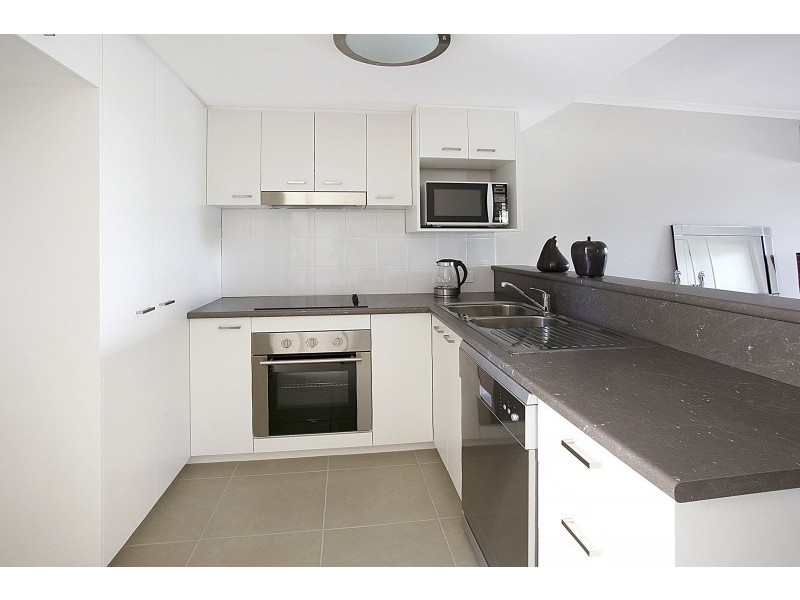 8/78 Lower King Street, Caboolture QLD 4510