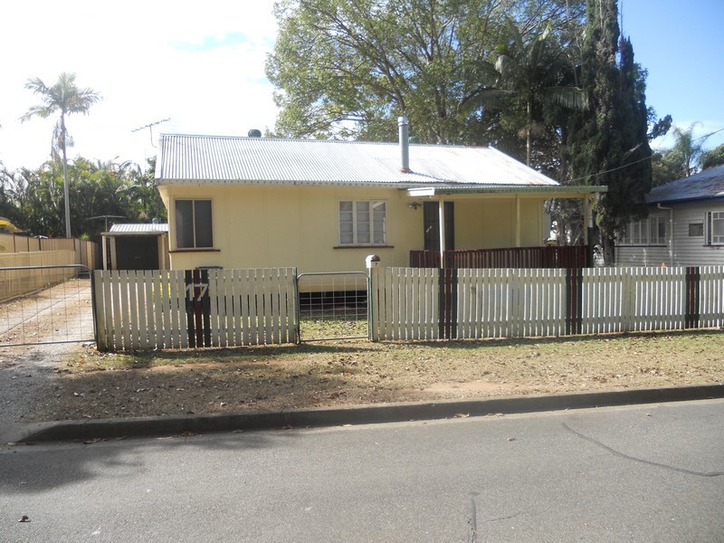 17 The Esplanade, Caboolture QLD 4510