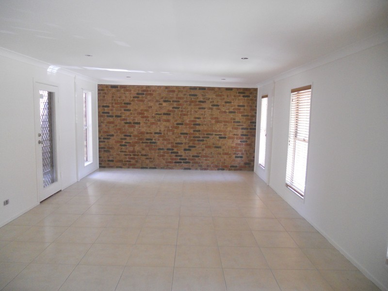 75  Norfolk Esplanade, Caboolture QLD 4510